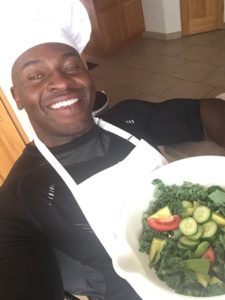 Eat salad to lose weight - Top personal trainer Korbie Nitiforo shows you how